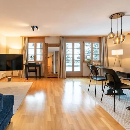 Homely - Nähe Terminal