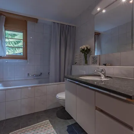 Homely - Nähe Terminal Apartment *