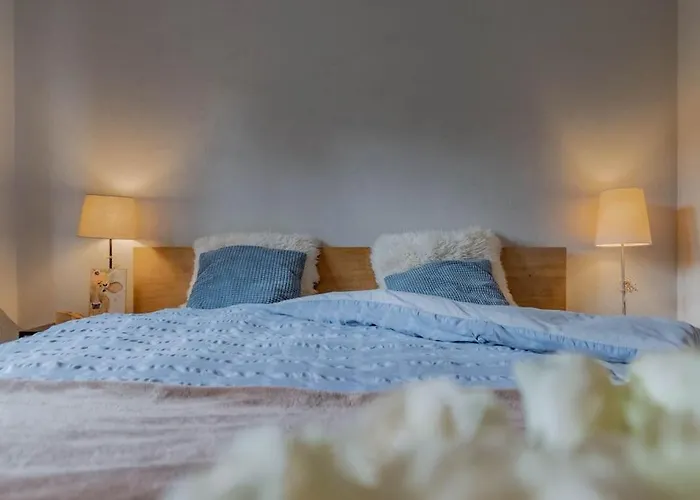 Homely - Nähe Terminal Apartment