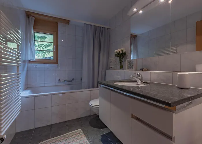 Homely - Nähe Terminal Apartment *