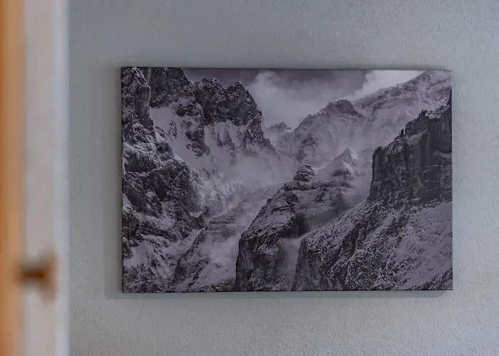 Homely - Naehe Terminal Grindelwald